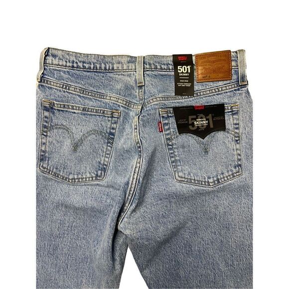 Levi's Women's Blue 501 High-Rise Skinny Jeans in Tango Light Size 30x28 NWT - Picture 2 of 7